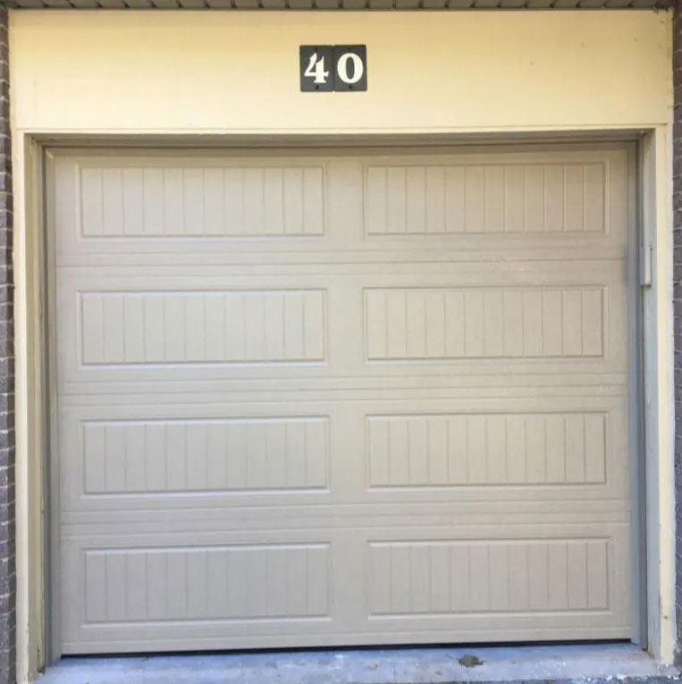 Usi de garaj electrice personalizate