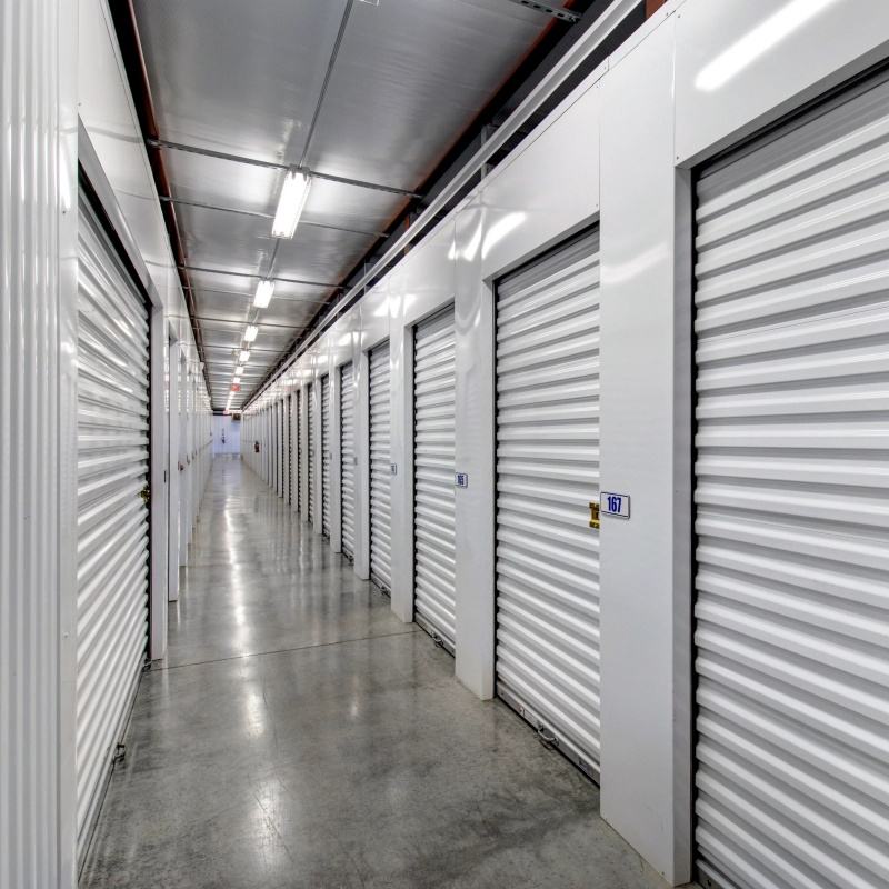 Ușă roll up din oțel